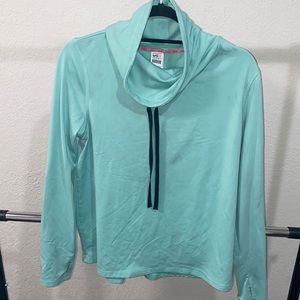 Size M, VSX Sport high neck pullover